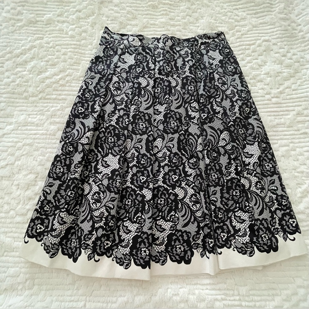 White House Black Market Black Floral Lace A-Line Skirt